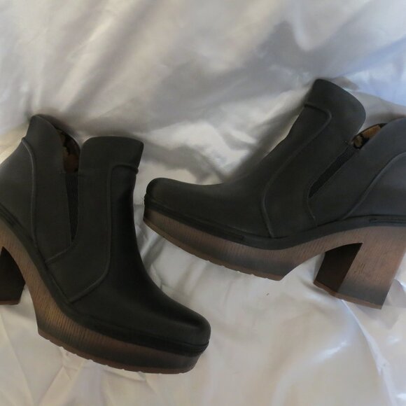 KORKS black clogs size 8.5 - Picture 5 of 12
